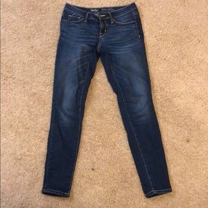 Mossimo Mid-Rise Jegging.